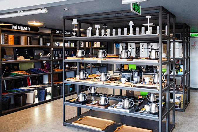 Kettle ve Karşılama Tepsisi